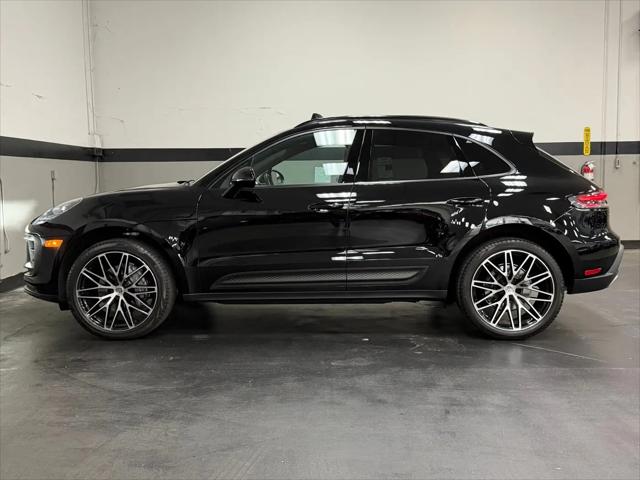 2023 Porsche Macan Macan