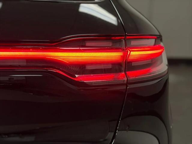 2023 Porsche Macan Macan