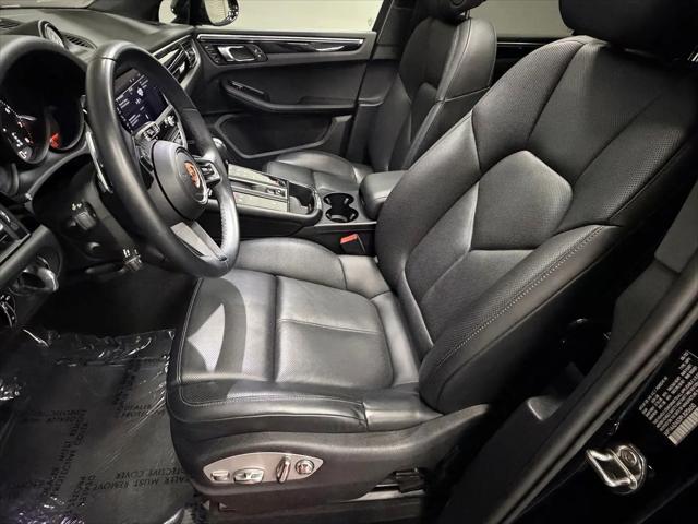 2023 Porsche Macan Macan