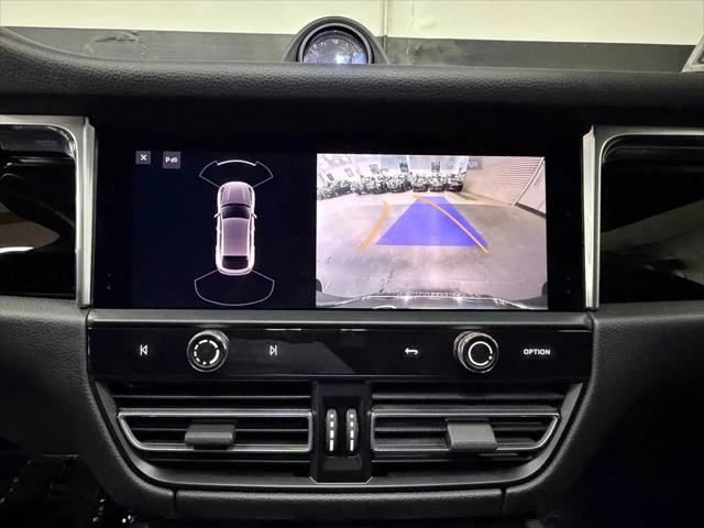 2023 Porsche Macan Macan