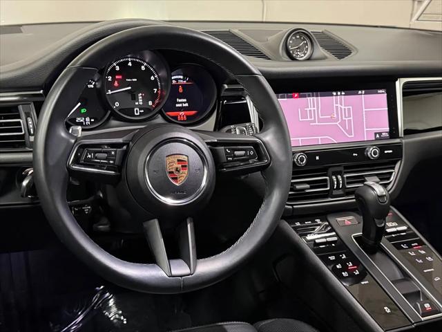 2023 Porsche Macan Macan