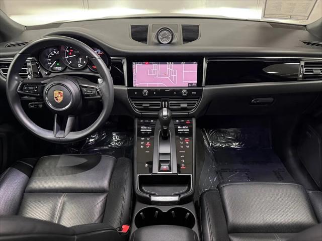 2023 Porsche Macan Macan