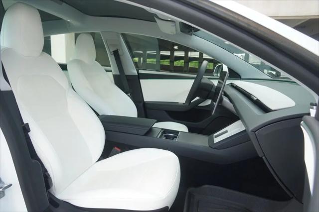 2025 Tesla Model 3 Long Range Rear-Wheel Drive