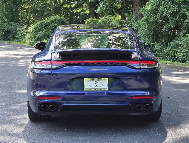 2022 Porsche Panamera E-Hybrid 4 Platinum Edition