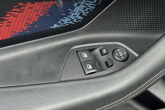 2023 BMW M240 i