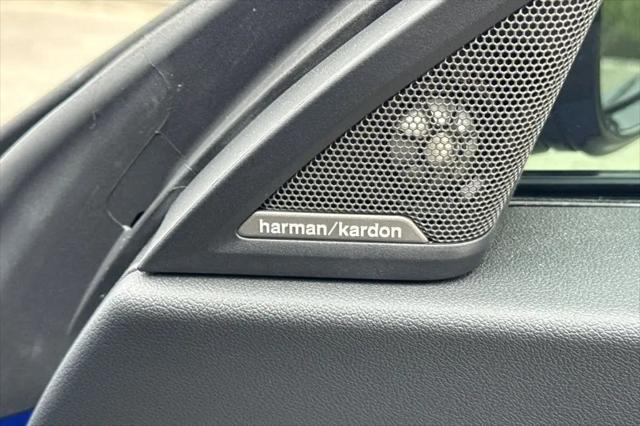 2023 BMW M240 i