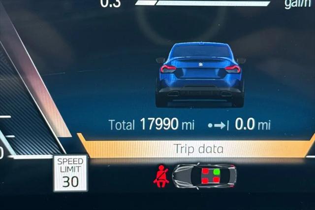 2023 BMW M240 i
