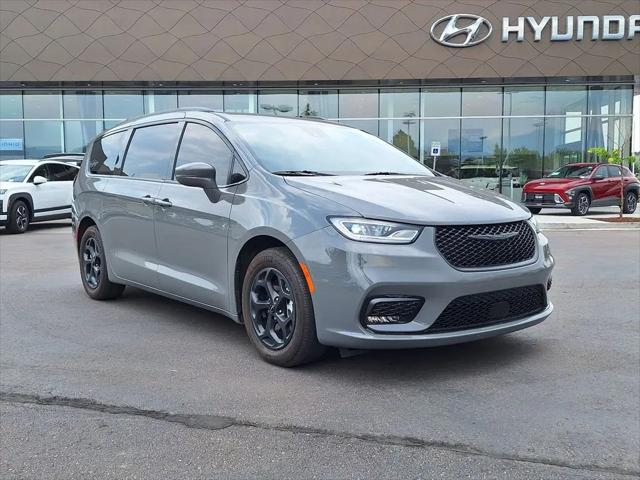 2022 Chrysler Pacifica Hybrid Touring L for sale in Colorado Springs, CO