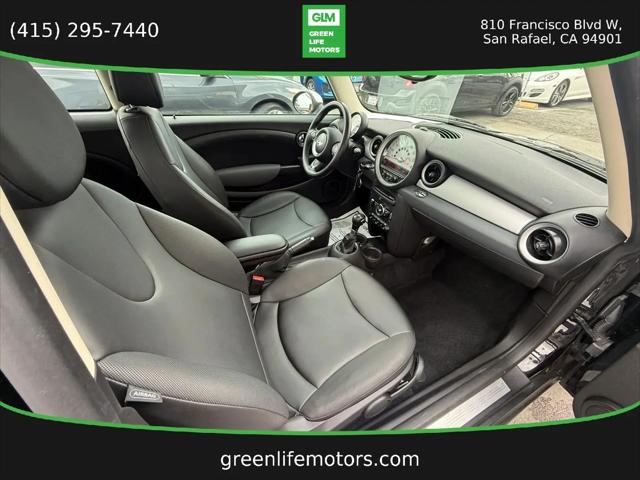 2012 MINI Cooper Cooper