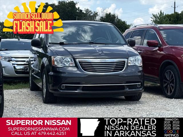 2016 Chrysler Town & Country Touring for sale in Fayetteville, AR