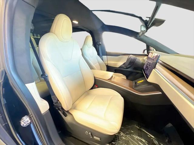 2022 Tesla Model X Dual Motor All-Wheel Drive