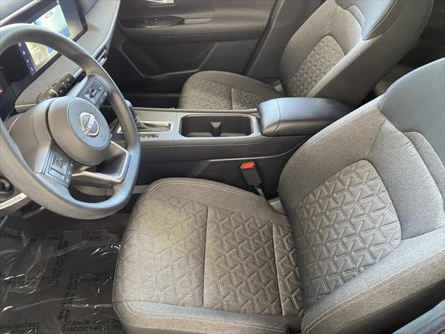 2025 Nissan Kicks SV FWD