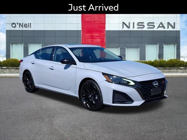 2023 Nissan Altima SR FWD for sale in Warminster, PA