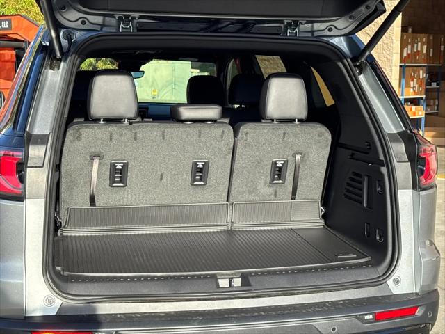 2026 GMC Acadia Elevation AWD