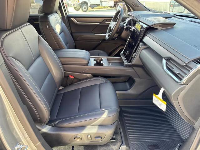 2026 GMC Acadia Elevation AWD