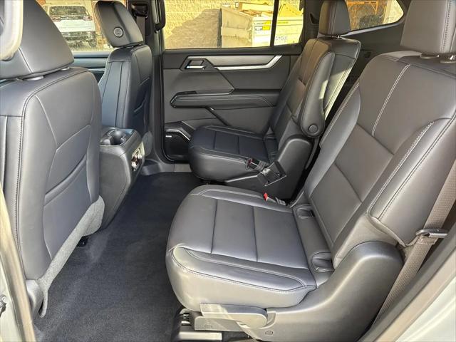 2026 GMC Acadia Elevation AWD