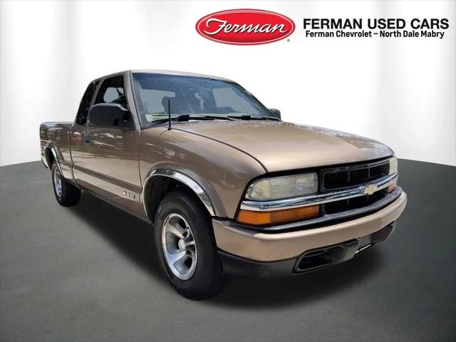 2002 Chevrolet S-10 LS for sale in Tampa, FL