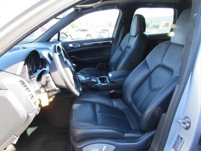 2012 Porsche Cayenne Cayenne
