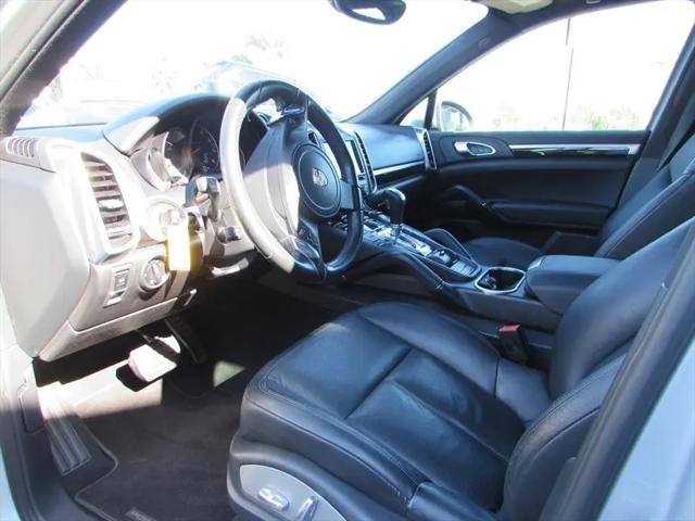 2012 Porsche Cayenne Cayenne