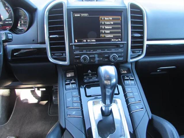 2012 Porsche Cayenne Cayenne
