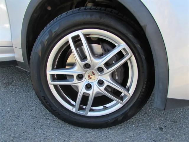 2012 Porsche Cayenne Cayenne