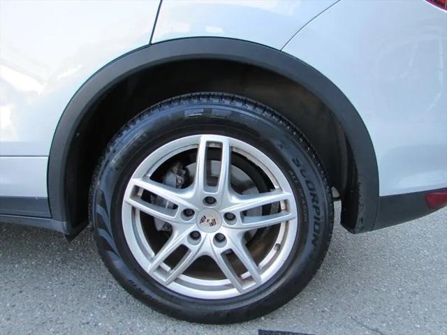 2012 Porsche Cayenne Cayenne