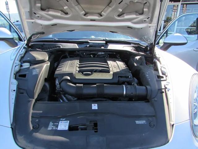 2012 Porsche Cayenne Cayenne