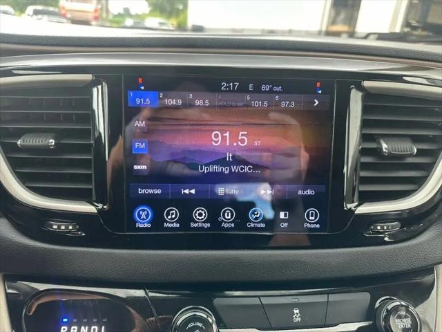 2017 Chrysler Pacifica Touring