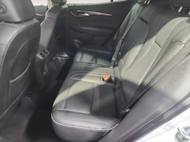 2022 Buick Envision FWD Essence