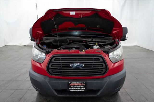 2015 Ford Transit w/60/40 Side Door w/RWB