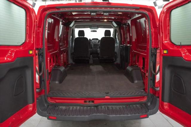 2015 Ford Transit w/60/40 Side Door w/RWB