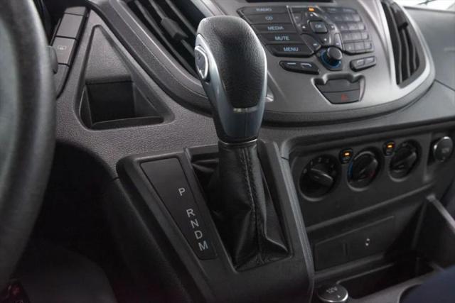 2015 Ford Transit w/60/40 Side Door w/RWB