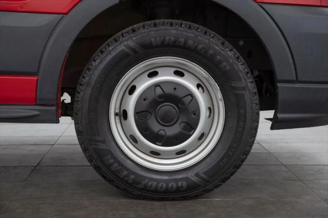 2015 Ford Transit w/60/40 Side Door w/RWB