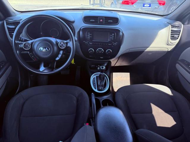 2017 Kia Soul Base