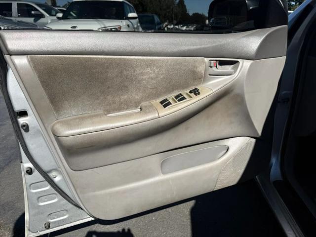 2006 Toyota Corolla LE