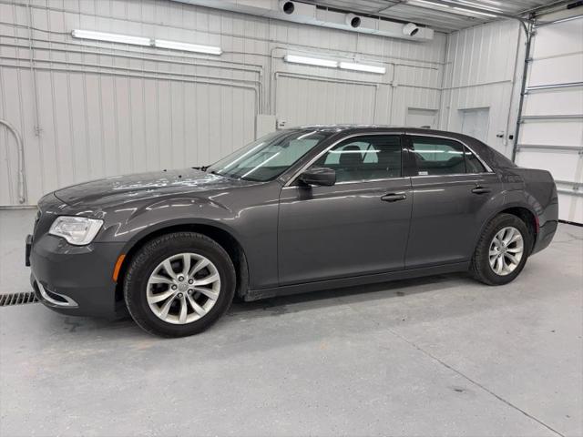 2015 Chrysler 300 Limited for sale in Spencer, IN