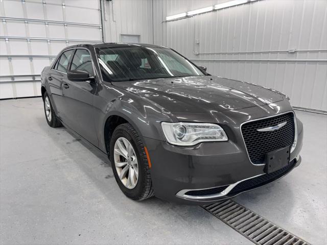 2015 Chrysler 300 Limited