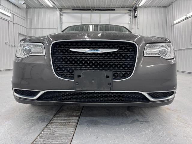 2015 Chrysler 300 Limited