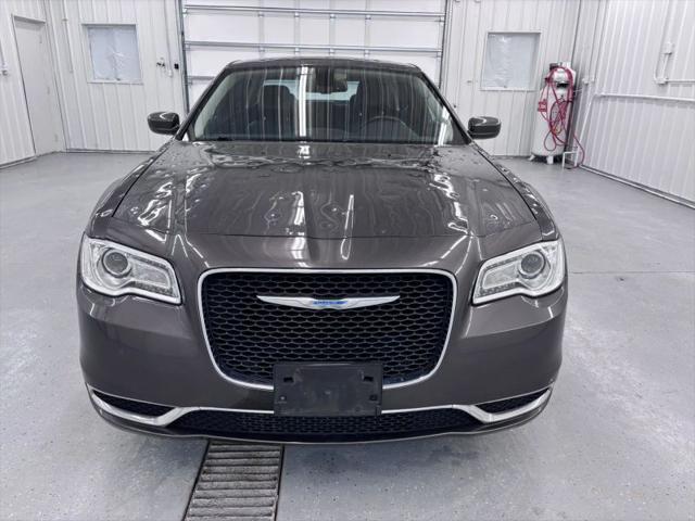 2015 Chrysler 300 Limited