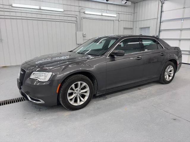 2015 Chrysler 300 Limited