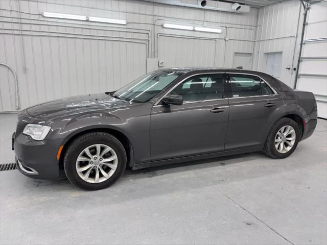 2015 Chrysler 300 Limited