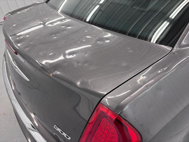 2015 Chrysler 300 Limited