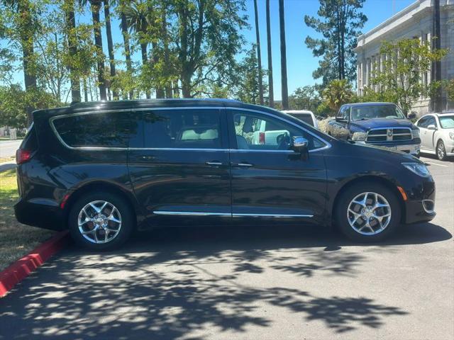 2017 Chrysler Pacifica Limited