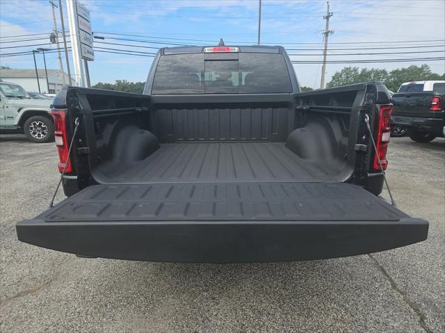 2026 Ram 1500 Express Crew Cab 4x4 57 Box