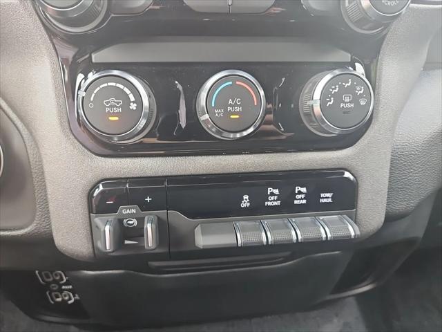 2026 Ram 1500 Express Crew Cab 4x4 57 Box