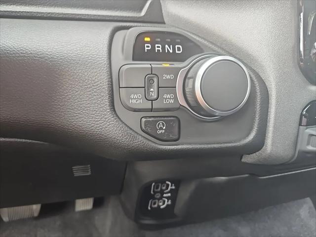 2026 Ram 1500 Express Crew Cab 4x4 57 Box
