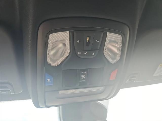 2026 Ram 1500 Express Crew Cab 4x4 57 Box