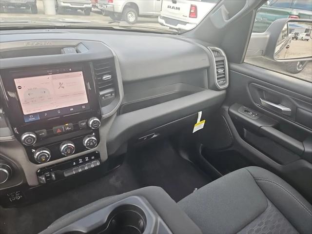 2026 Ram 1500 Express Crew Cab 4x4 57 Box
