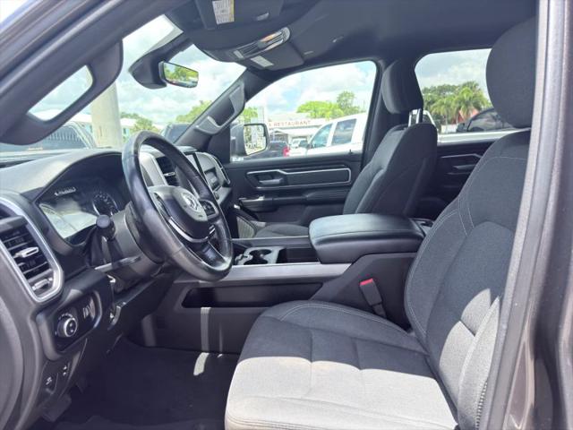 2020 Ram 1500 Big Horn Crew Cab 4x4 5'7" Box