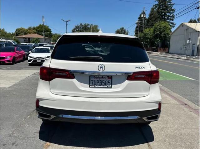 2017 Acura MDX w/Technology Package